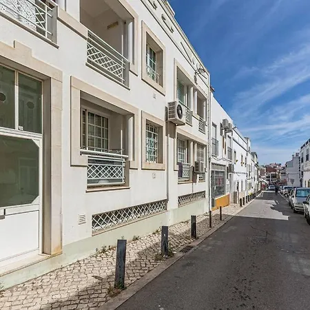 T1 Flat, 3 Minutes Walk From The Apartamento *