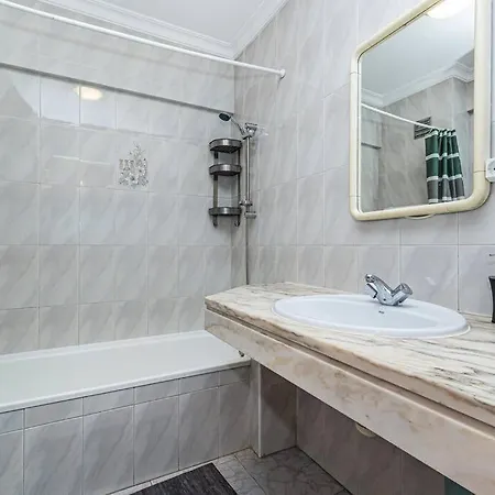 T1 Flat, 3 Minutes Walk From The Albufeira