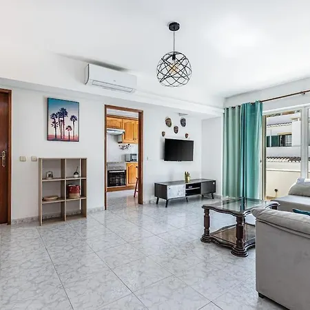 T1 Flat, 3 Minutes Walk From The Albufeira